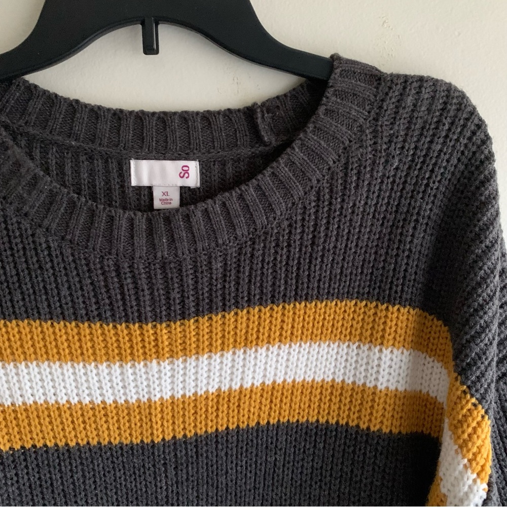Striped sweater - Picture 3 of 3